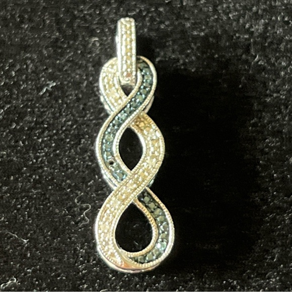 925 JWBR Silver, Blue & White Diamond Chip Twist Pendant- One Missing Stone - Picture 2 of 8